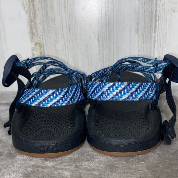 1023 Chaco Multi-Blue and Black Strappy Sandals - Picture 4 of 8